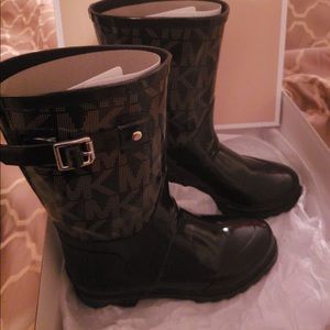 Brown Micheal Kors Rainboots